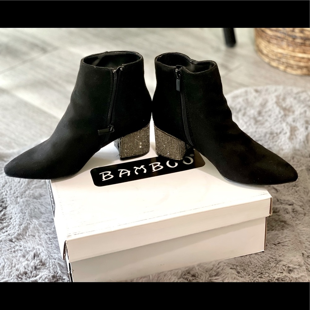 New in box- A Sparkle in your step black Rhinestone Ankle Booties - Picture 5 of 6